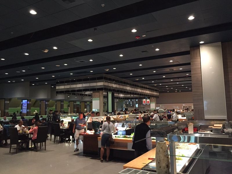 Falls Buffet, Snoqualmie Casino — Snoqualmie