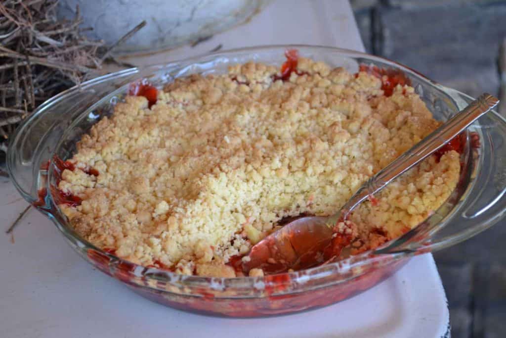 easy-cherry-crumble-from-cake-mix