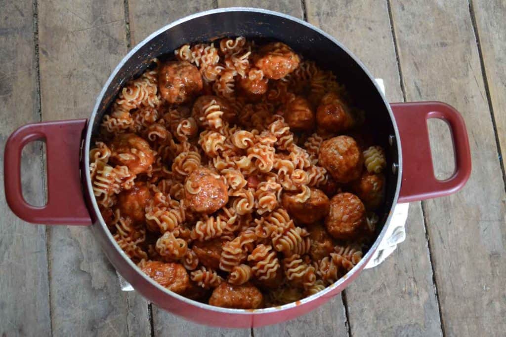 meatball-pasta-bake-back-to-school