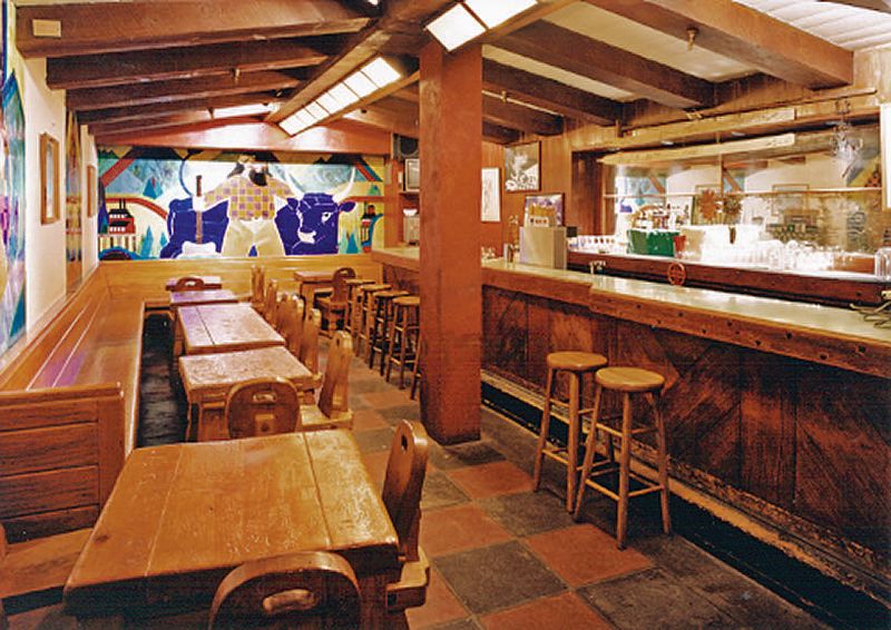 Cottage Inn Pizza: Slices Of Disappointment