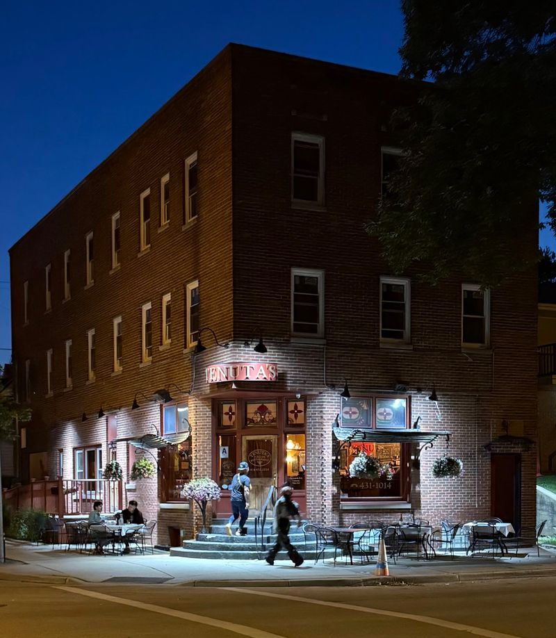 2. Tenuta's Italian Restaurant, Milwaukee