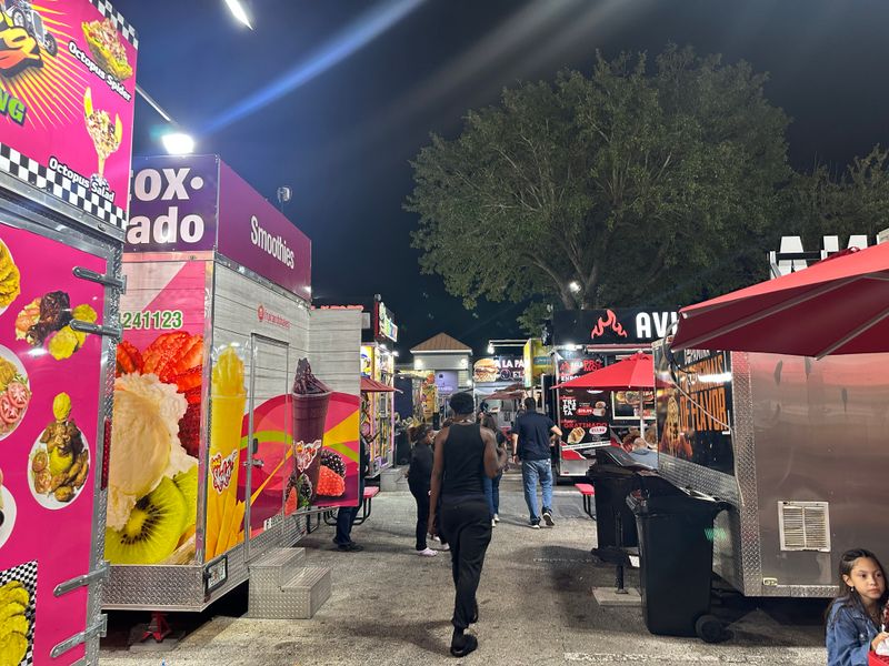 World Food Trucks – Kissimmee, FL