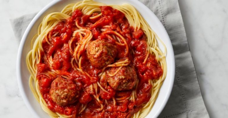 10 California Restaurant Chains Serving The Finest Spaghetti & Meatballs