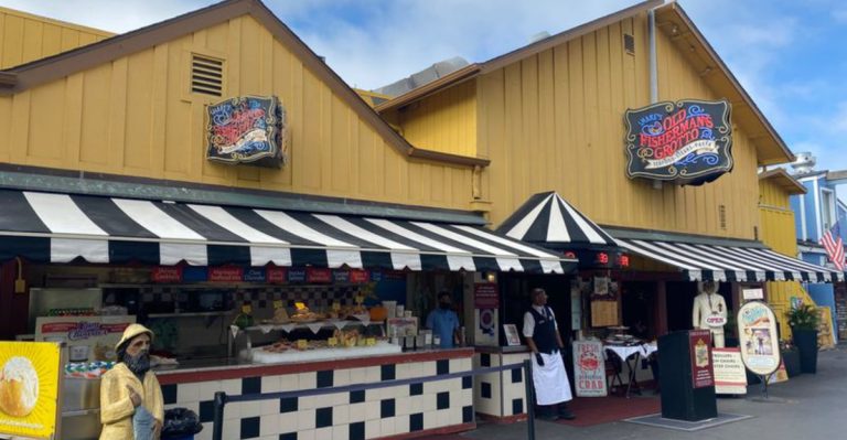 10 California Seafood Shacks That Make Every Bite Feel Like A Vacation