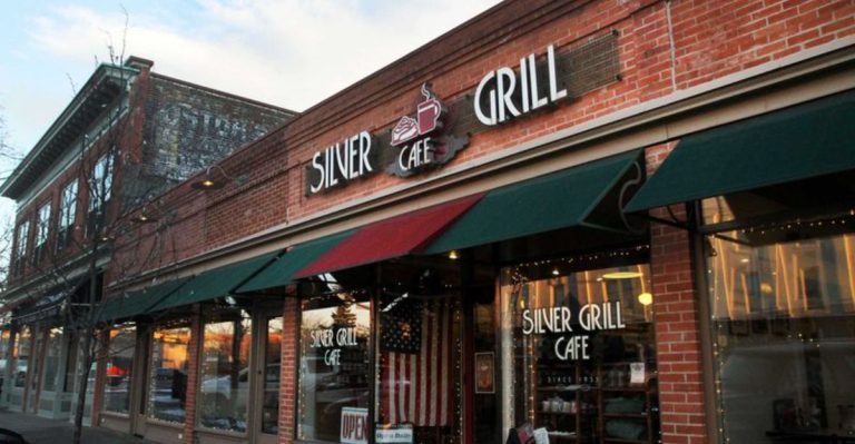 10 Cozy Cafes In Colorado That Locals Swear Make Breakfast Worth Waking Up For