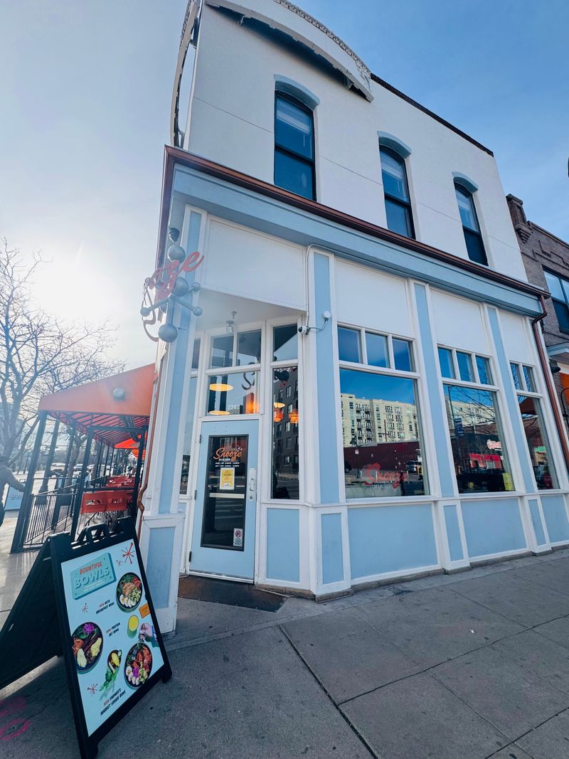 Snooze, an A.M. Eatery