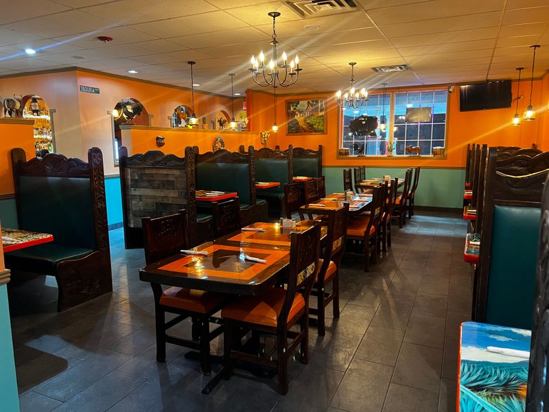 Mexico Lindo Family Mexican Restaurant — Morrison