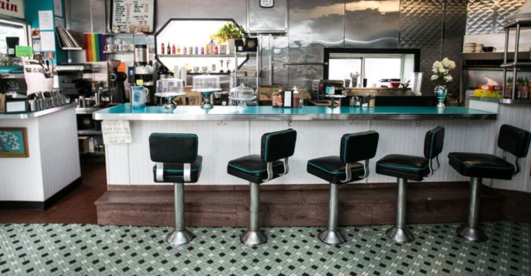 10 Hidden Pennsylvania Diners Where Breakfast Still Feels Like The ’50s