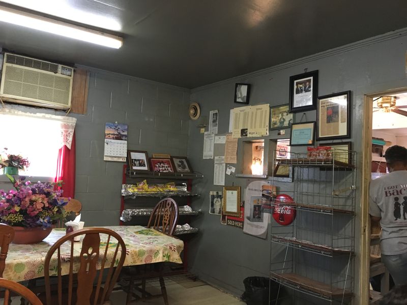 Jones Bar-B-Q Diner, Marianna