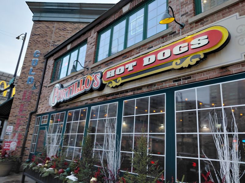 Portillo's Hot Dogs – Multiple Locations Across Illinois