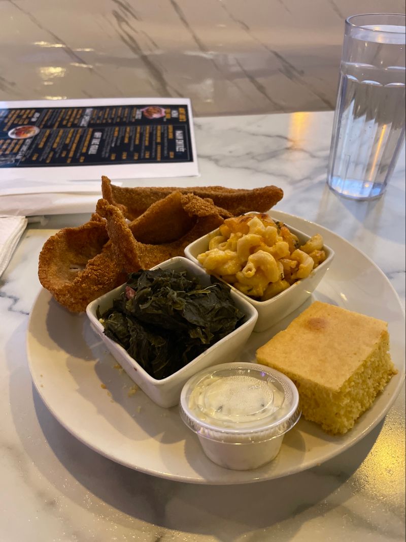 Aunt Lou's Soul Food – Springfield