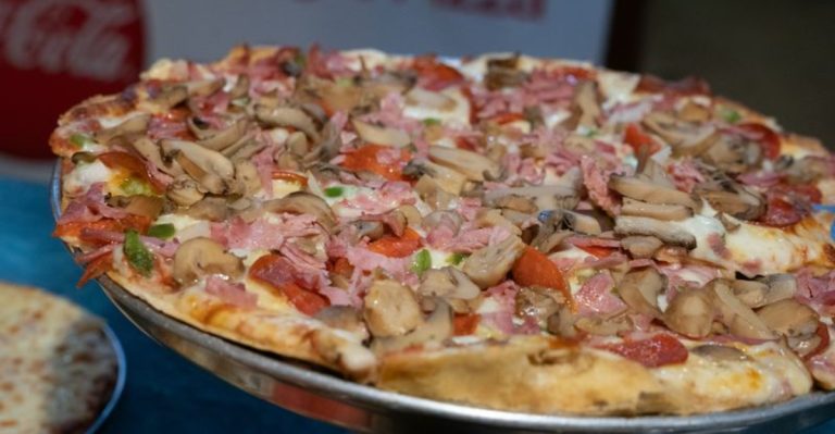 10 Michigan Pizza Spots Where Getting A Reservation Is The Real Challenge