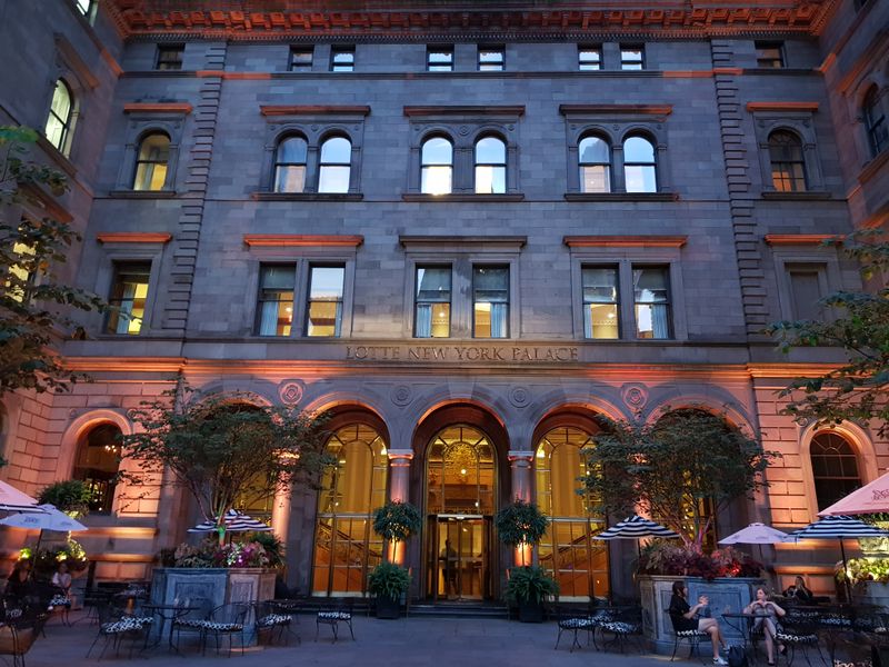 Lotte New York Palace — Manhattan