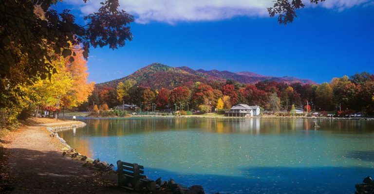 10 North Carolina Mountain Villages That Locals Escape To On Weekends