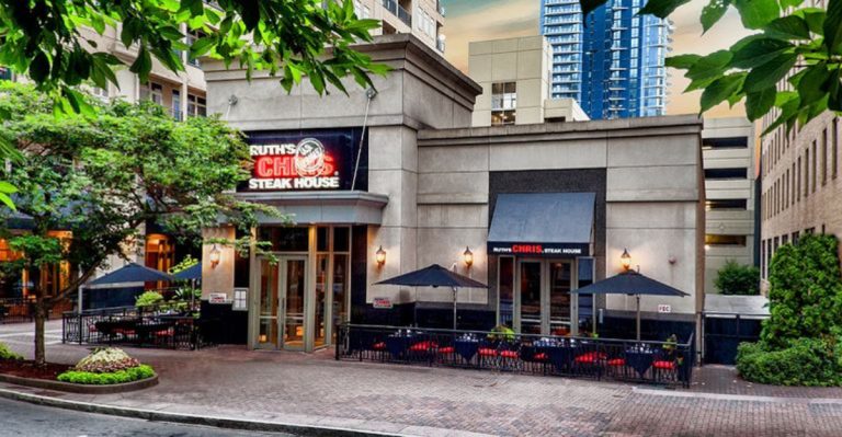 10 North Carolina Steakhouses Tourists Flock To But Locals Avoid