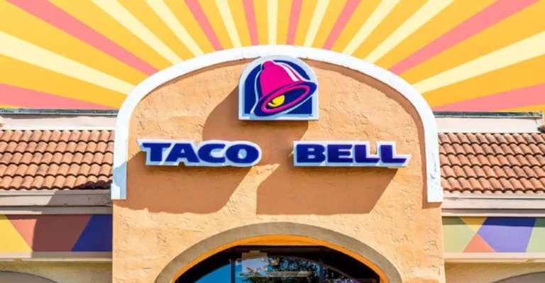 10 Taco Bell Favorites We Still Miss & 10 That Deserved To Be Cancelled ASAP