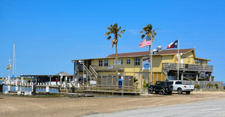 10 Texas Seafood Shacks Worth The Drive Every Time