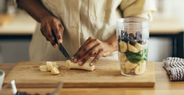 10 Ways To Keep Bananas From Turning Brown Too Fast