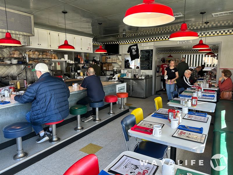 11. The Cracker Box Restaurant - Carson City, Nevada