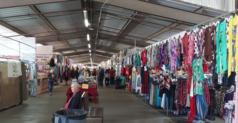 11 Arizona Flea Markets Made For Treasure Hunters