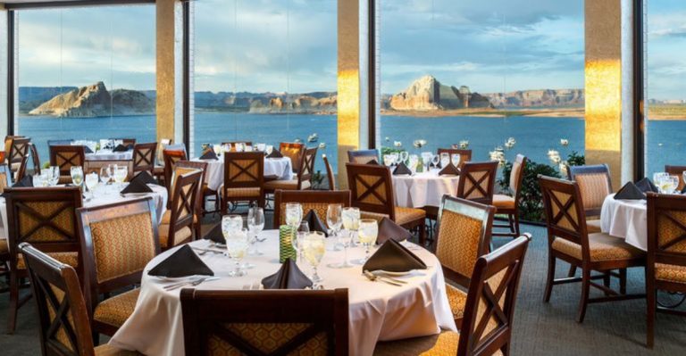 11 Arizona Restaurants With Stunning Views That Will Take Your April Dining Up A Notch