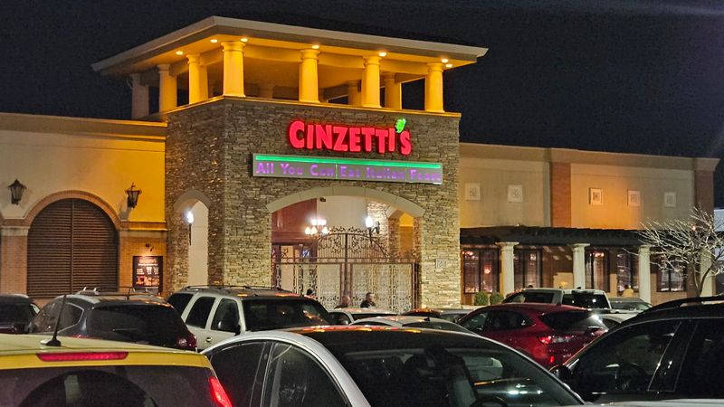 Cinzzetti’s Italian Market