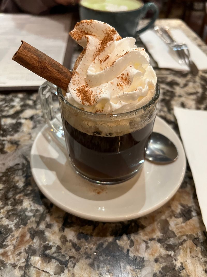 Kopi Café (Kopi A Traveler's Café) – Chicago