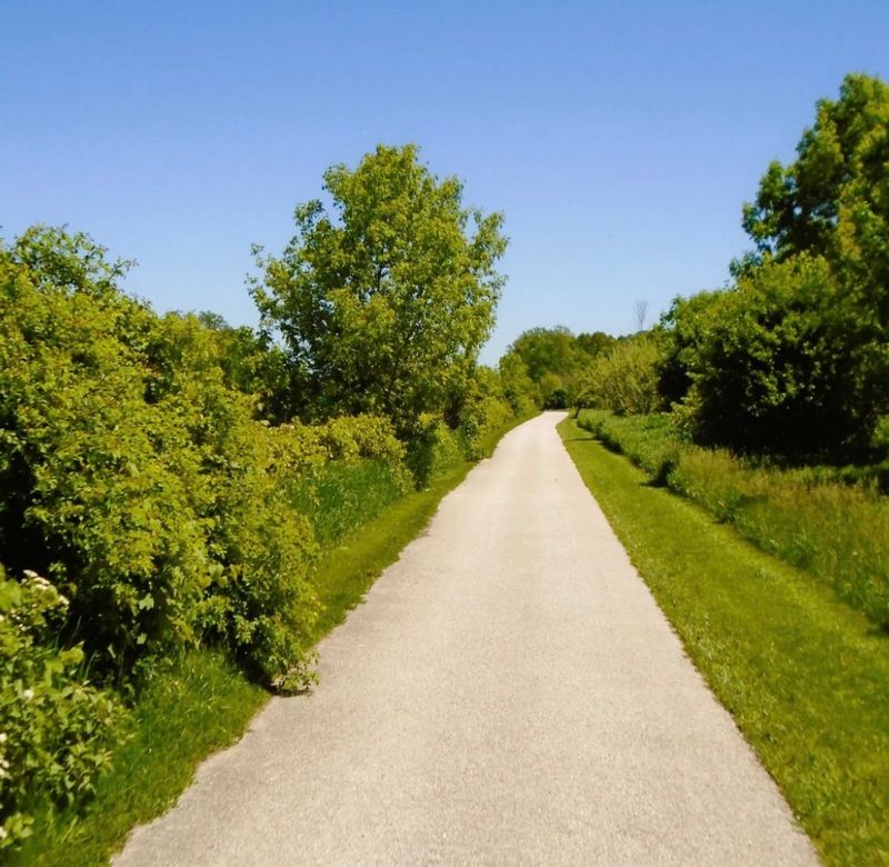 11 Illinois Rail-Trail Towns Made For A Relaxed 2026 Escape