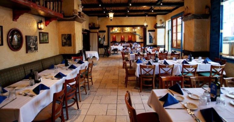 11 Illinois Seafood Buffets Where You Can Eat All You Want And Still Want More