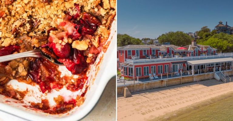 11 Massachusetts Coastal Restaurants Serving Cranberry Desserts In The Fall