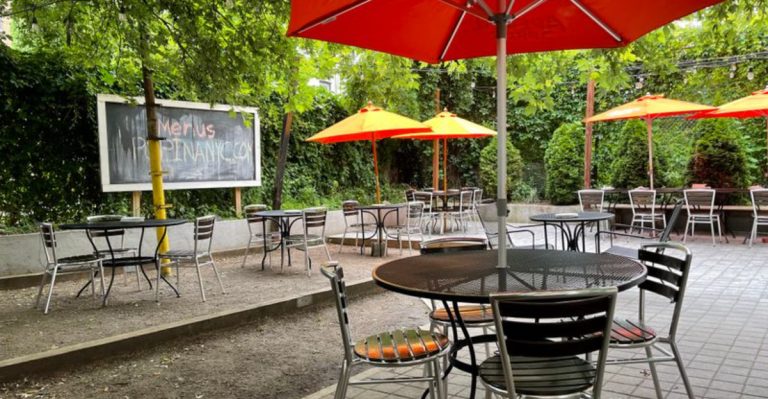 11 NYC Secret Patios Where The Food Keeps Locals Coming Back
