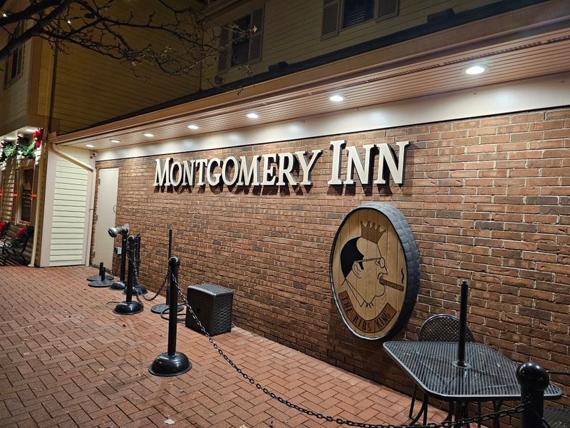 Montgomery Inn, Montgomery