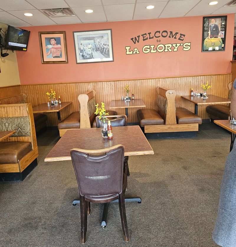 La Glory's Soulfood Café