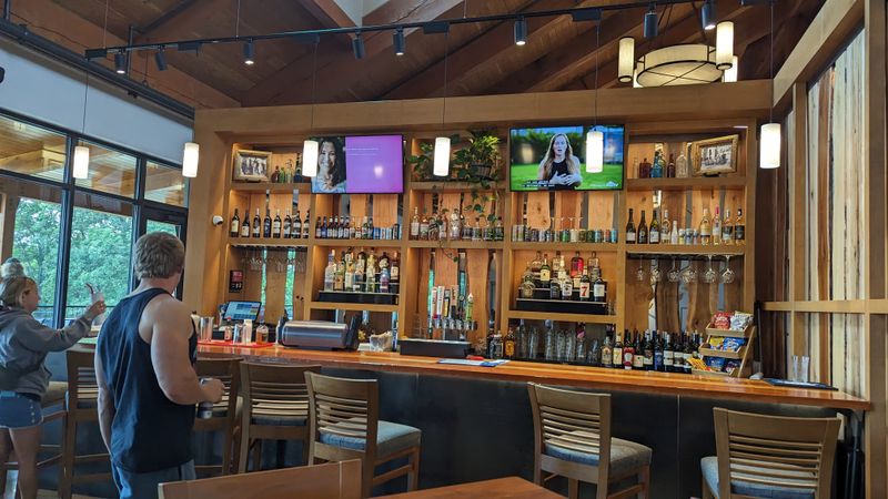 Hocking Hills State Park – Rock House Restaurant