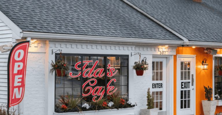 11 Pennsylvania Diners Locals Adore But Would Rather Keep To Themselves
