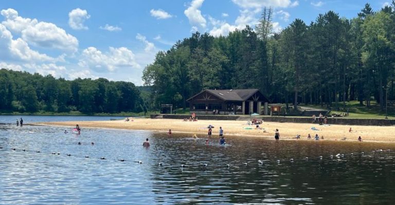 11 Pennsylvania Lake Beaches So Beautiful You’ll Swear You’re At The Jersey Shore