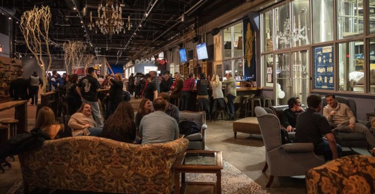 11 Pennsylvania Restaurants That Welcome Dogs And Offer More Than Just Dining