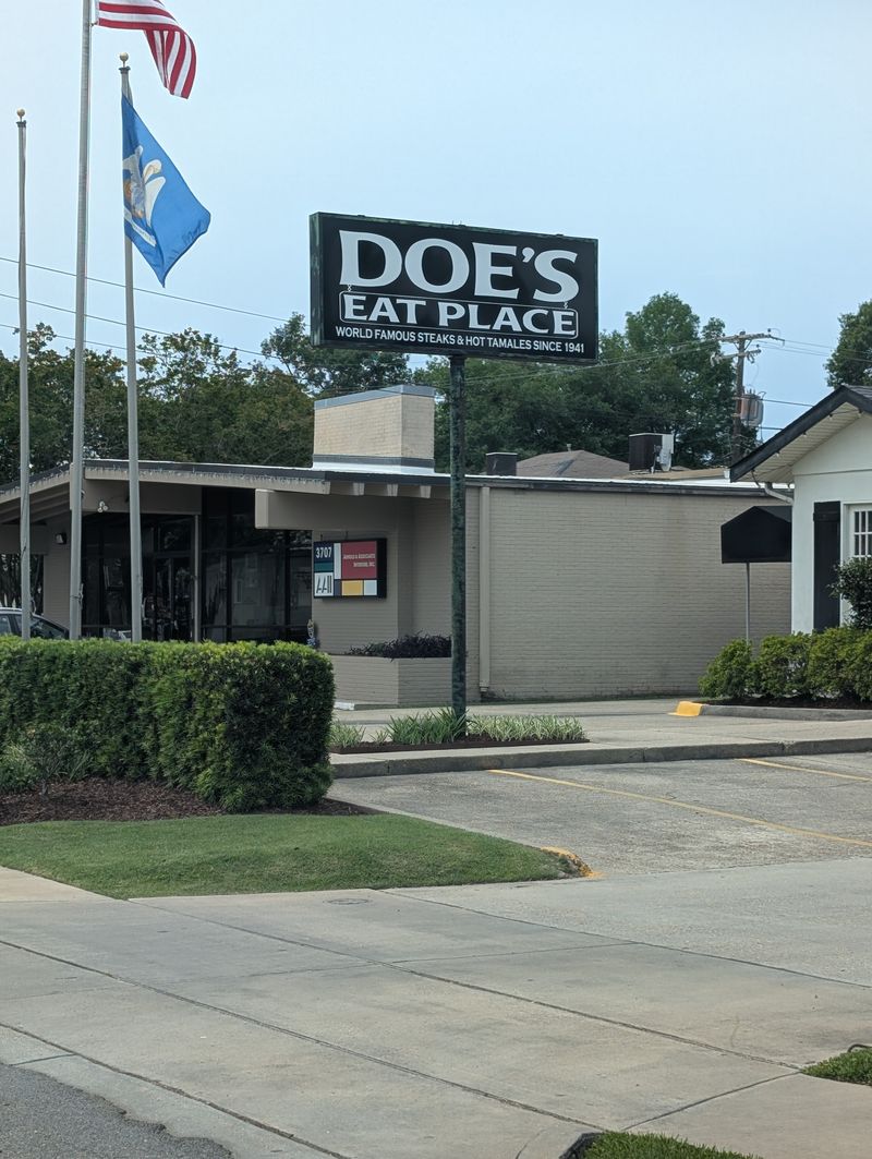 Doe's Eat Place, Baton Rouge, LA 70806