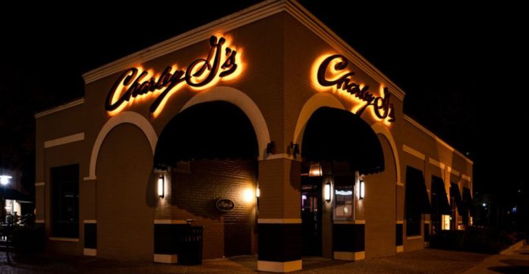 11 Tucked Away Louisiana Steakhouses With More Flavor Than Seats