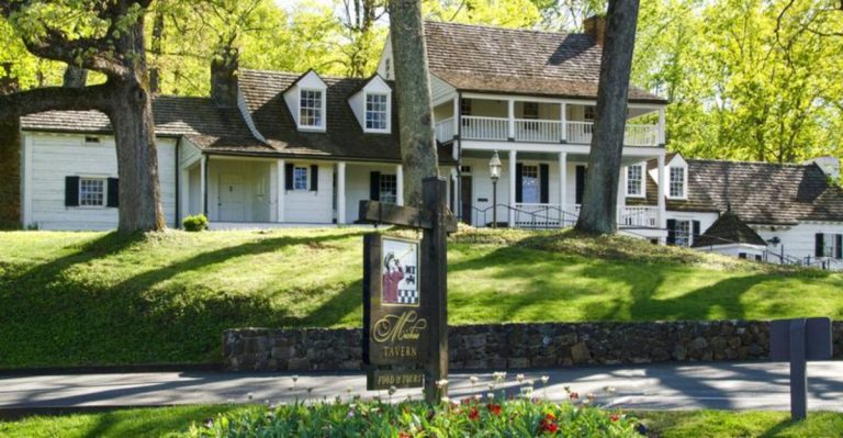 11 Virginia Soul Food Spots That Bring Generations Back For More