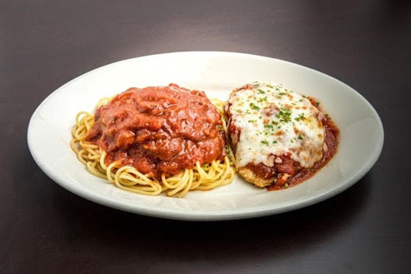12. Barbecue Spaghetti St. Louis Twist