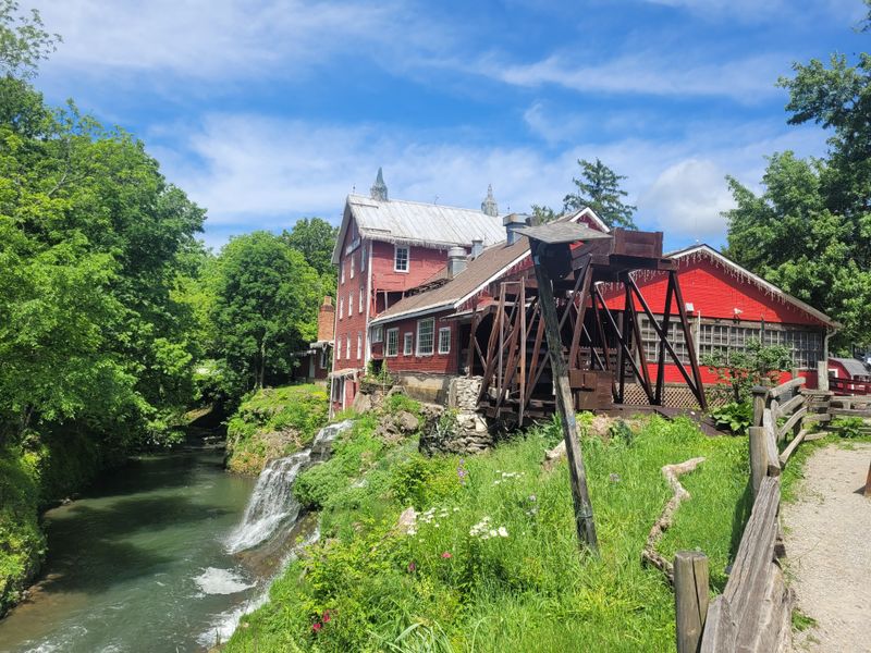 12. The Clifton Mill Restaurant – Clifton