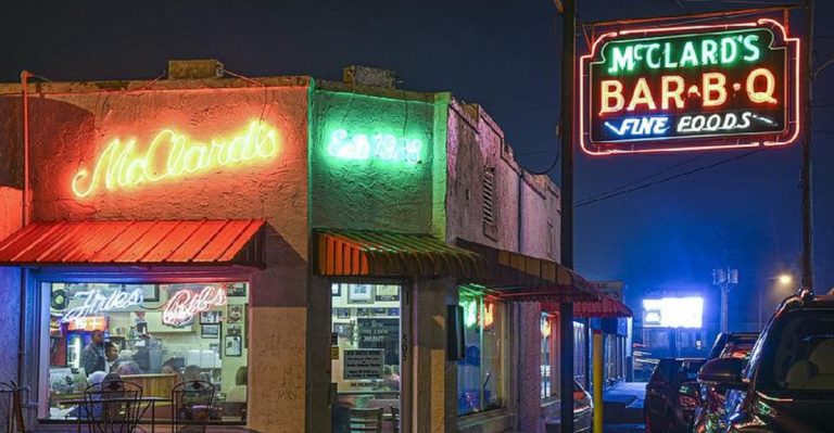 12 Arkansas BBQ Shacks Hidden Away But Better Than The Big Chains