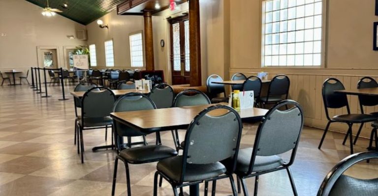 12 Arkansas Restaurants That Don’t Look Like Much, But Are Incredible In 2026