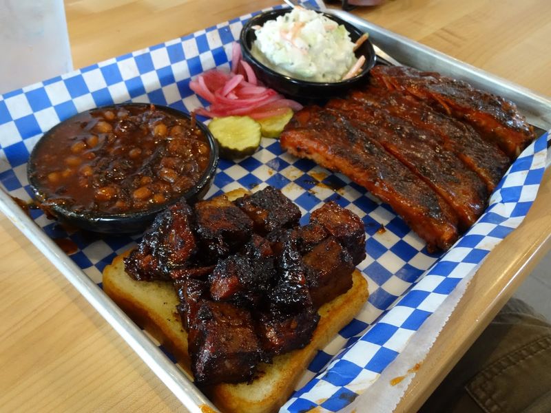 Famous Dave's Smoke-Free Disaster