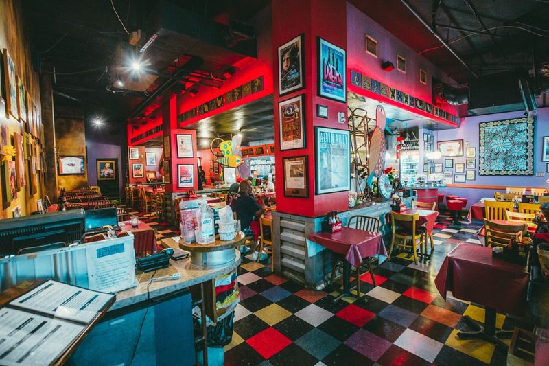 Mert’s Heart And Soul, Charlotte