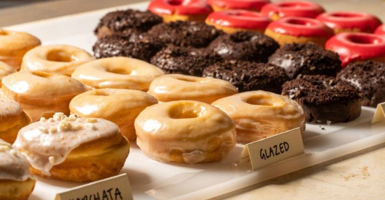 12 California Donut Trends That Began Here (And Spread Nationwide)