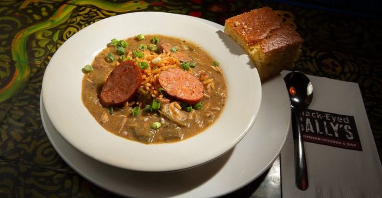 12 Charming Connecticut Spots Where Comfort Food Feels Like Home