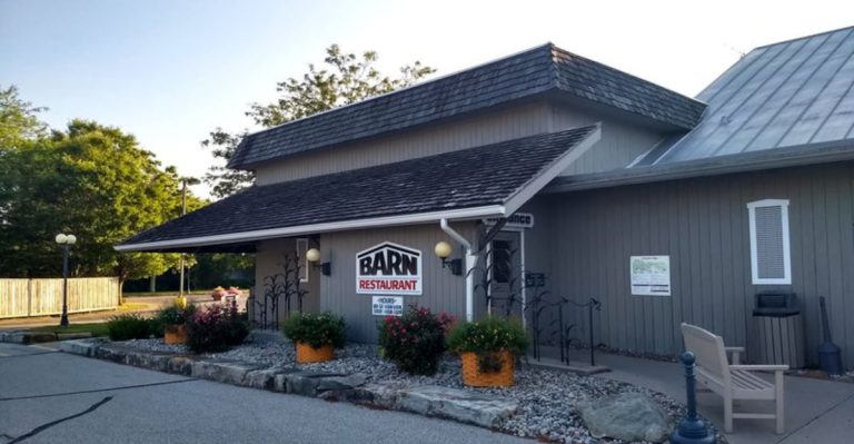 12 Classic Ohio Buffets That Still Serve Up That ’80s Flavor