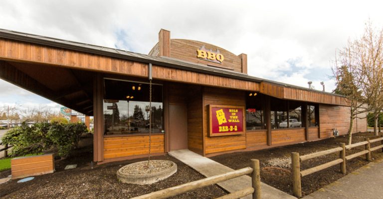 12 Classic Oregon BBQ Joints Frozen In Time